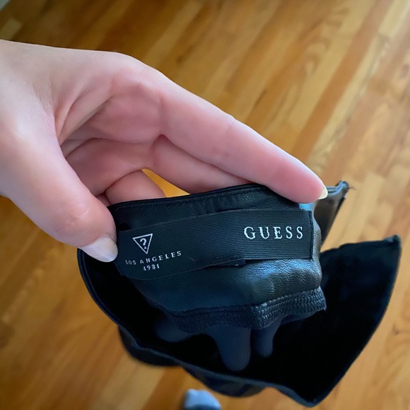 Guess black skirt - Picture 2 of 2